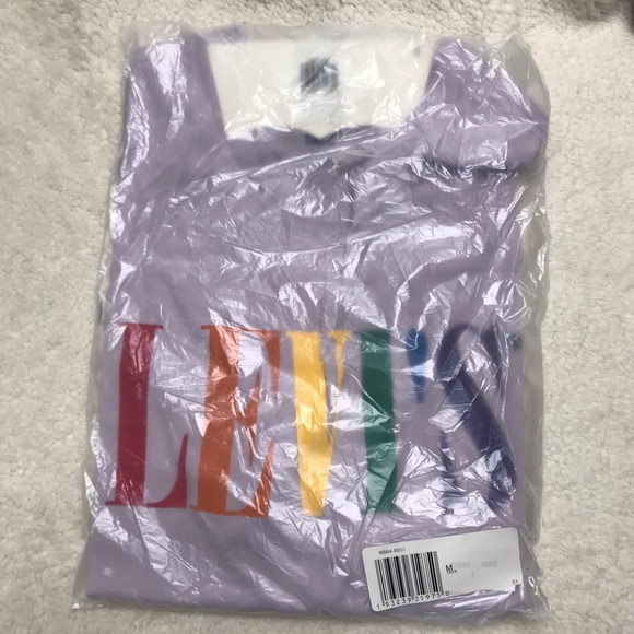 NWT LEVI’S PRIDE UNISEX CROPPED TEE SIZE MEDIUM - Picture 4 of 5